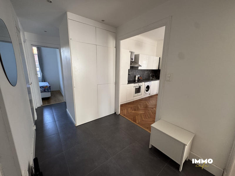 Appartement - 80 m² - 3 pièces