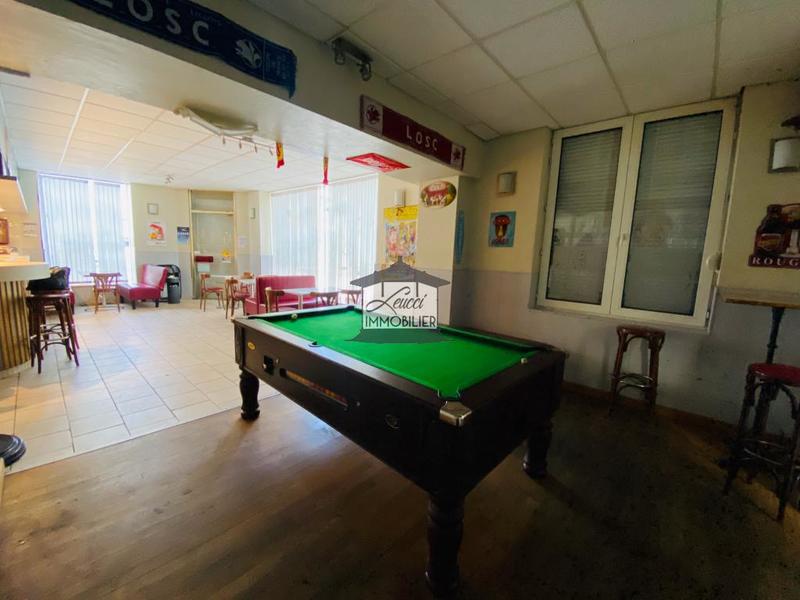 Local commercial - 196 m² - 3 pièces