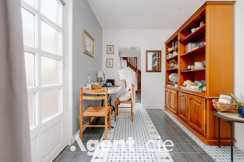 Appartement - 83 m² - 3 pièces