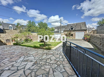 Maison - 185 m² - 8 pièces