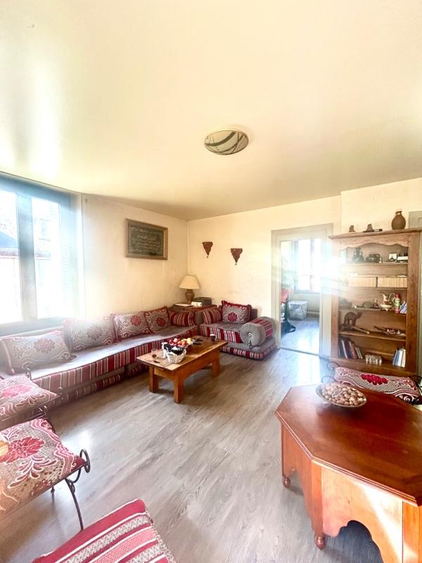 Appartement - 77 m² - 4 pièces