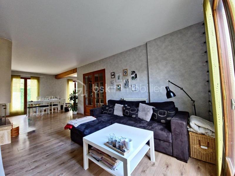 Maison - 127 m² - 6 pièces