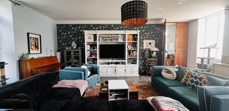 Propriété - 590 m² - 20 pièces