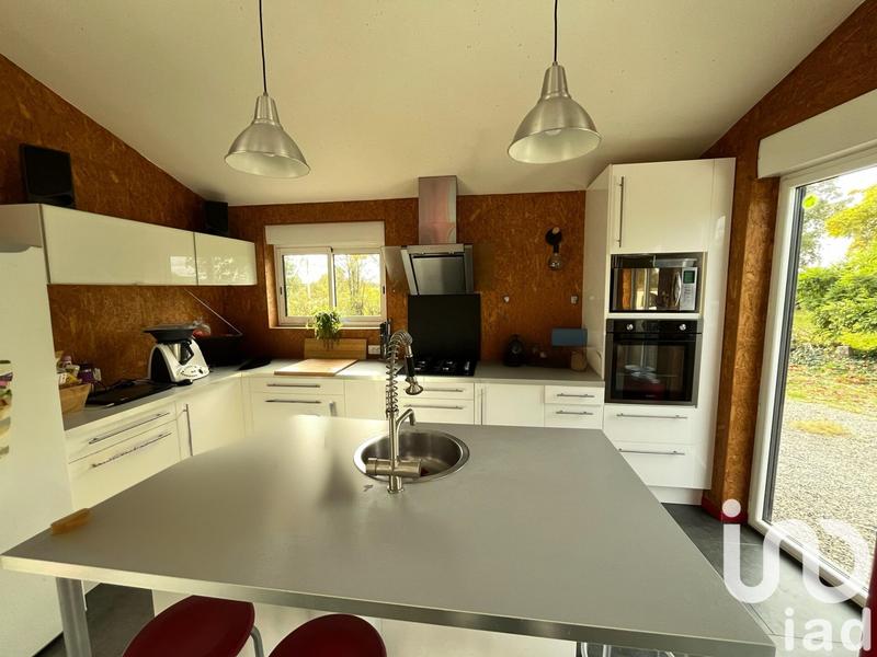 Maison - 147 m² - 6 pièces