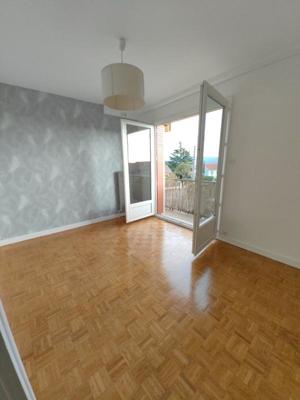 Appartement - 86 m² - 5 pièces