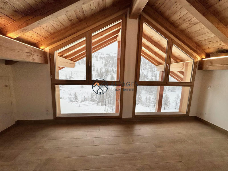 Appartement - 86 m² - 4 pièces