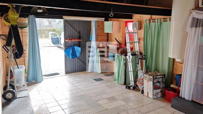 Villa - 161 m² - 11 pièces