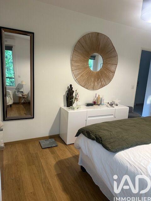 Appartement - 100 m² - 5 pièces