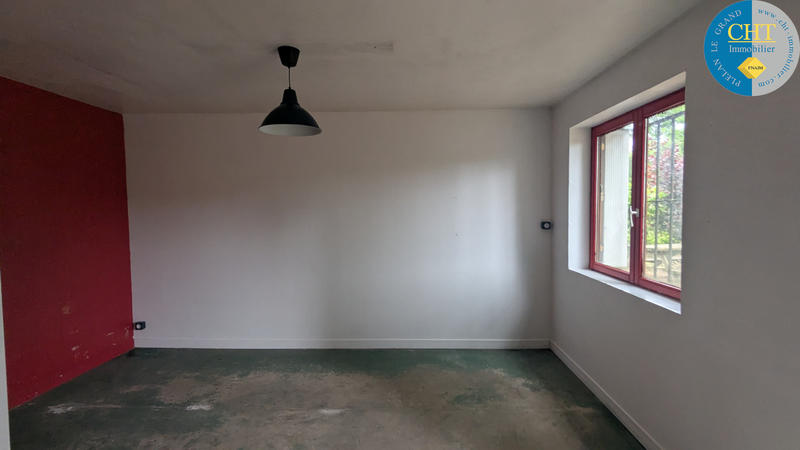 Entrepôt - 200 m² - 2 pièces