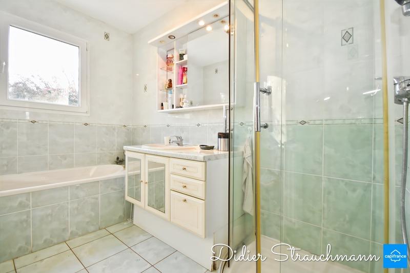 Maison - 103 m² - 4 pièces