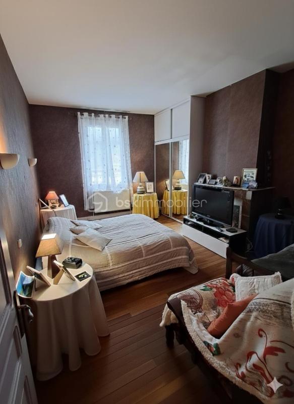 Demeure - 139 m² - 6 pièces