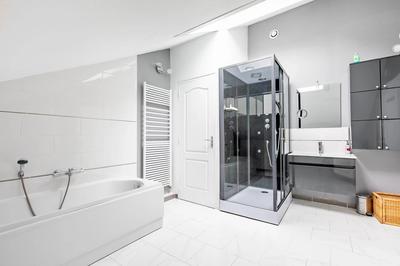 Maison - 258 m² - 8 pièces