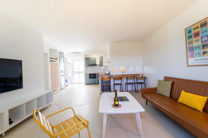 Chambre - 11 m² - 1 pièce