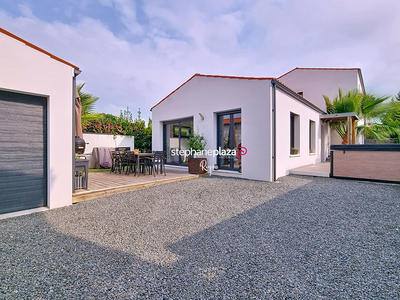 Maison - 133 m² - 6 pièces