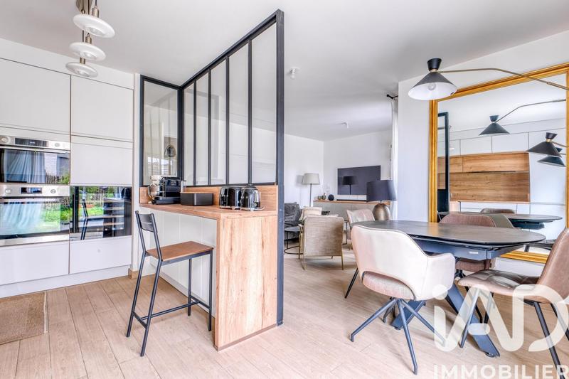 Appartement - 83 m² - 4 pièces