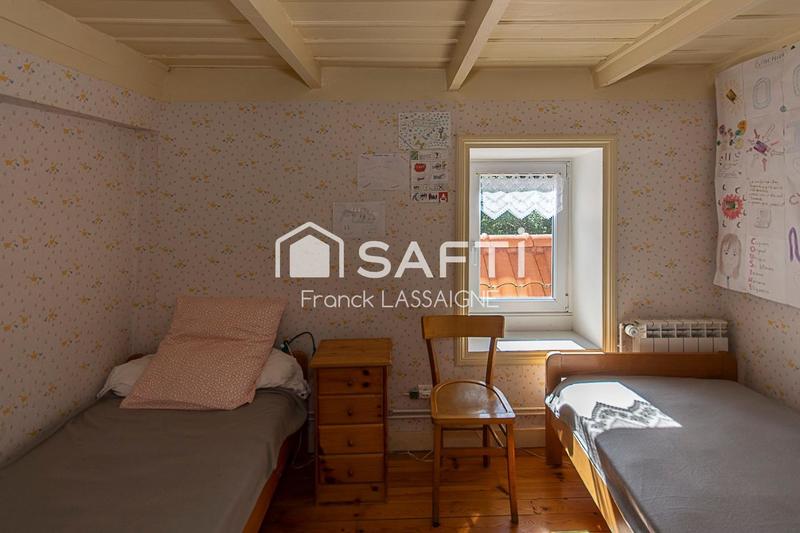 Maison - 387 m² - 15 pièces