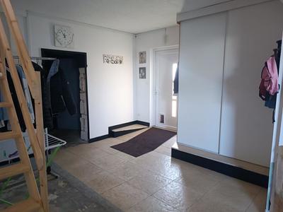 Maison - 250 m² - 6 pièces