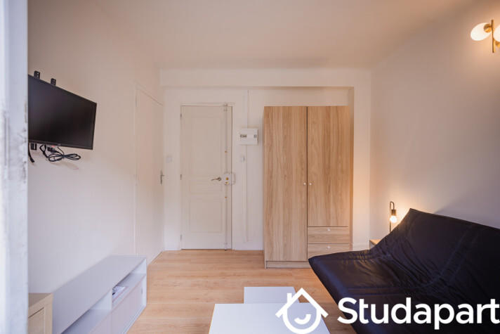 Chambre - 11 m² - 1 pièce