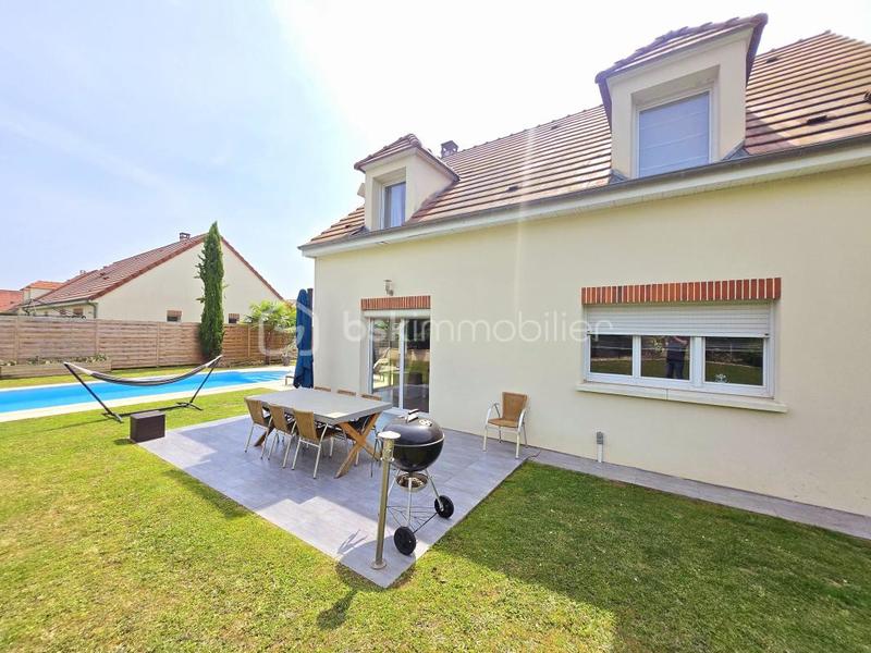 Pavillon - 161 m² - 5 pièces