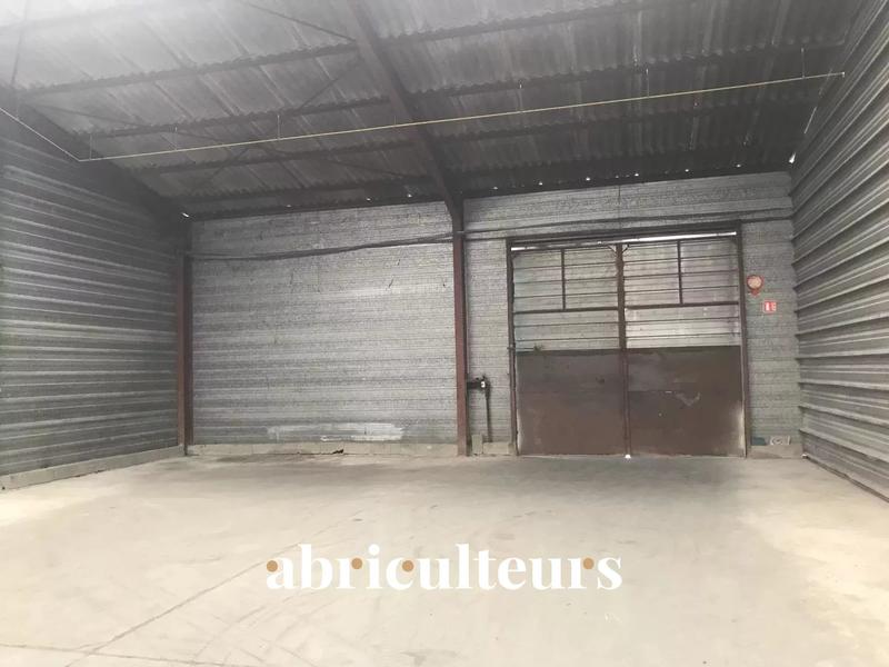 Local commercial - 240 m²