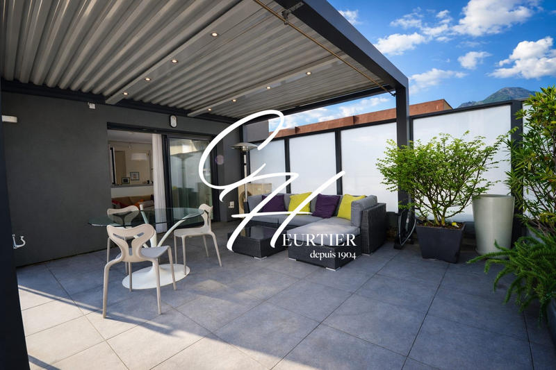 Appartement - 105 m² - 4 pièces