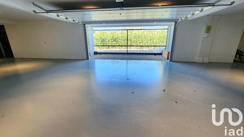 Maison de maîtres - 310 m² - 9 pièces