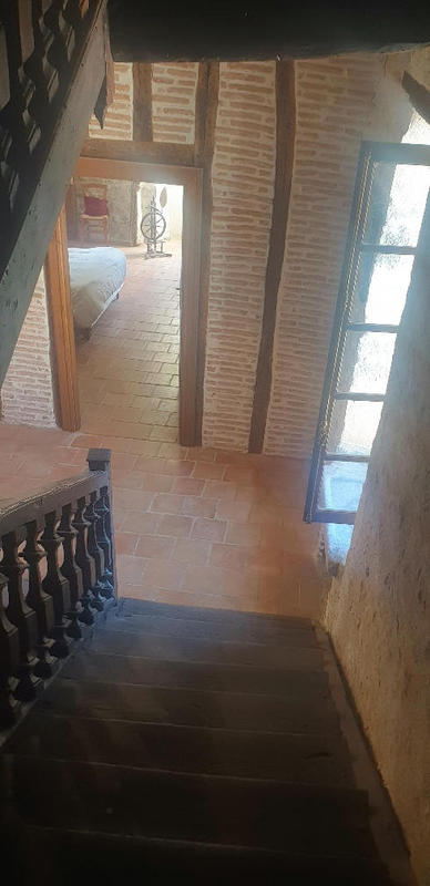 Maison - 250 m² - 6 pièces