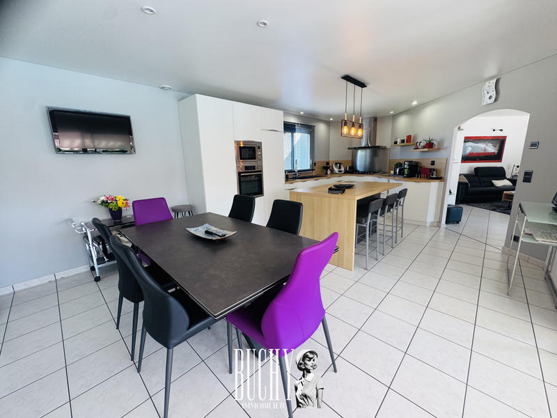 Maison - 146 m² - 6 pièces