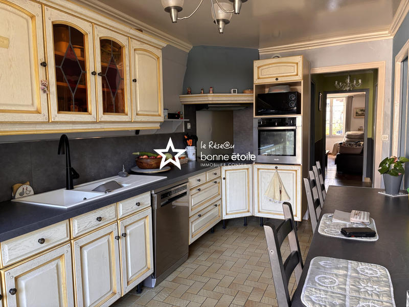 Maison - 169 m² - 7 pièces