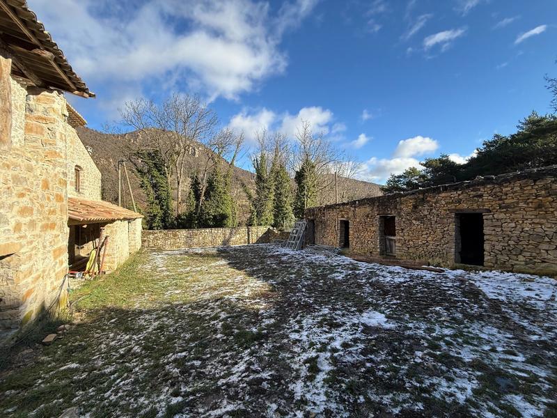 Maison - 246 m² - 8 pièces