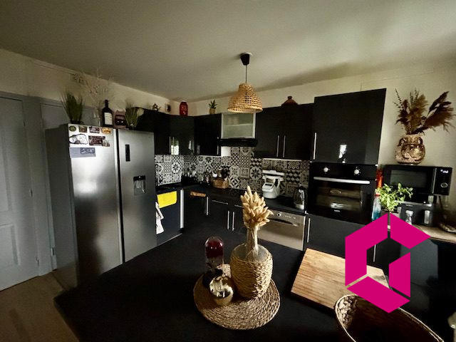 Appartement - 75 m² - 4 pièces