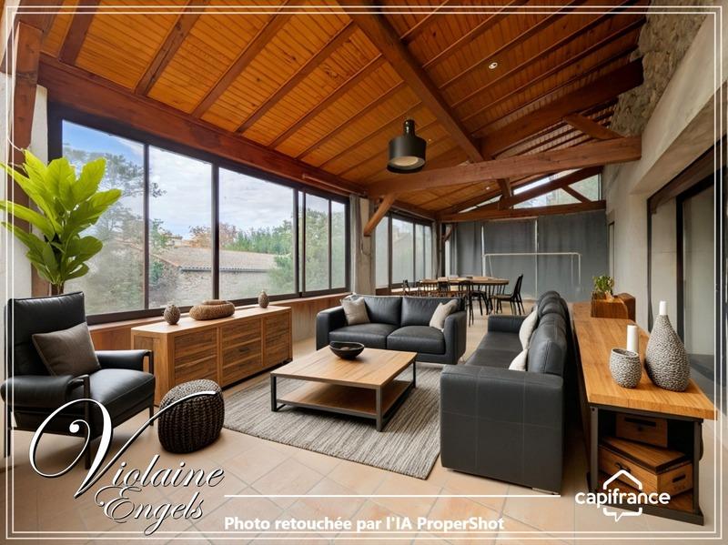 Maison - 217 m² - 7 pièces