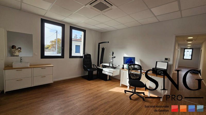 Local d'activités - 138 m²