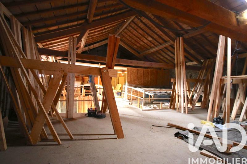 Maison - 280 m² - 11 pièces