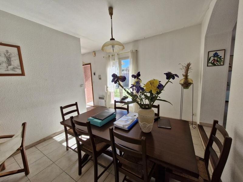 Maison - 94 m² - 7 pièces