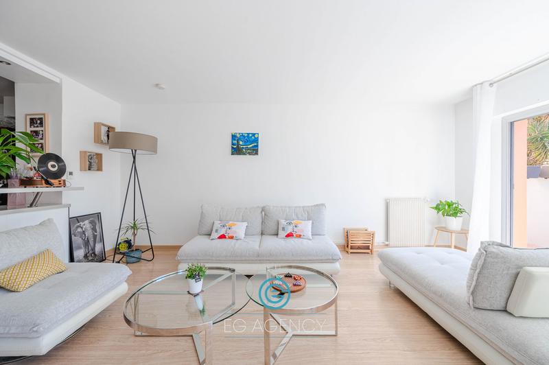 Appartement - 92 m² - 3 pièces