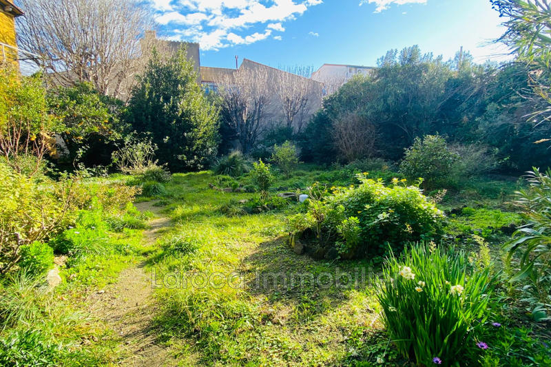 Maison - 308 m² - 13 pièces