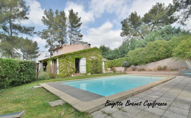 Maison - 141 m² - 5 pièces