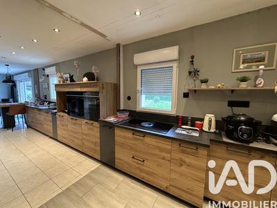 Maison - 140 m² - 6 pièces