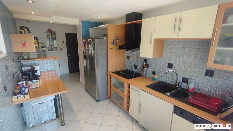 Appartement - 92 m² - 5 pièces