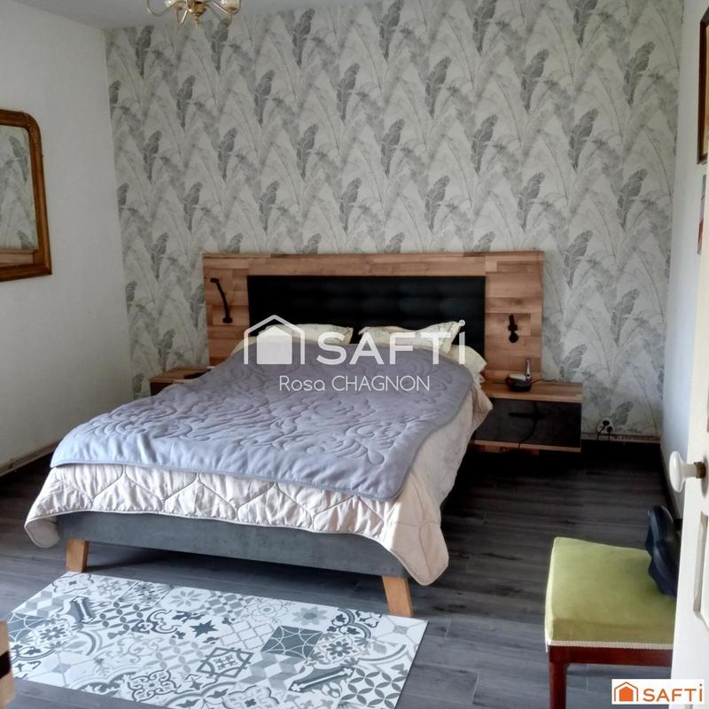 Maison - 180 m² - 7 pièces