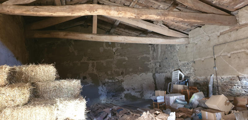 Maison - 250 m² - 1 pièce