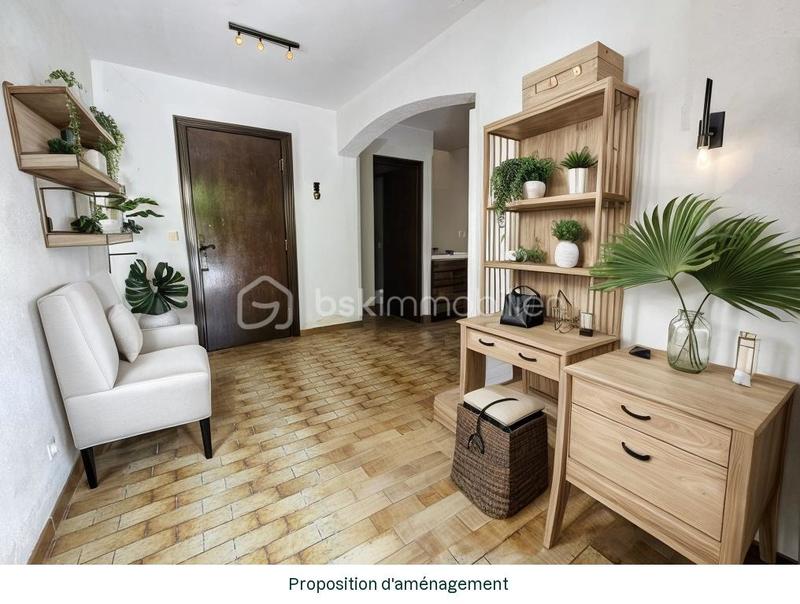 Maison traditionnelle - 232 m² - 8 pièces