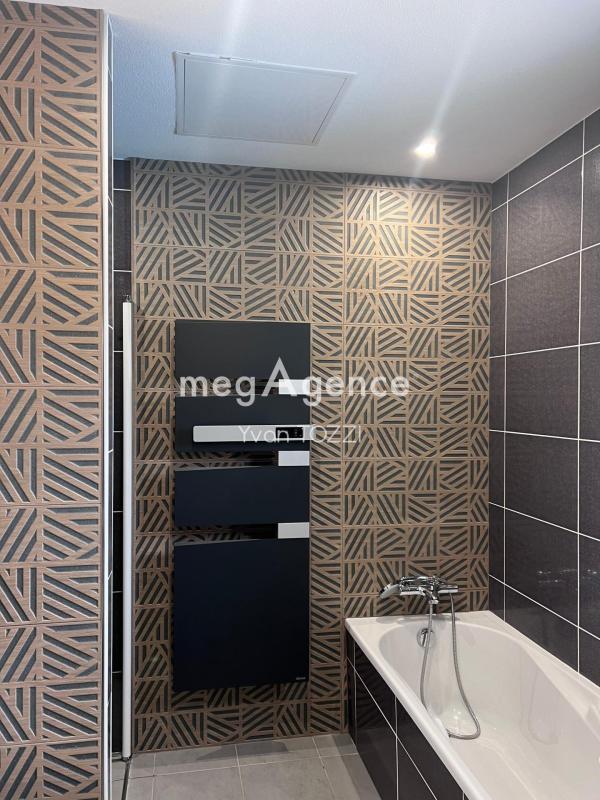 Maison - 77 m² - 5 pièces