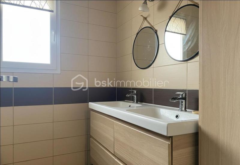 Pavillon - 84 m² - 4 pièces