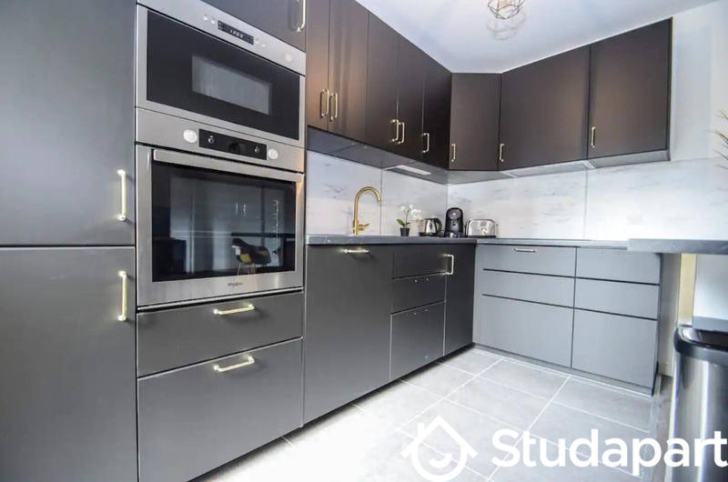 Chambre - 12 m² - 1 pièce