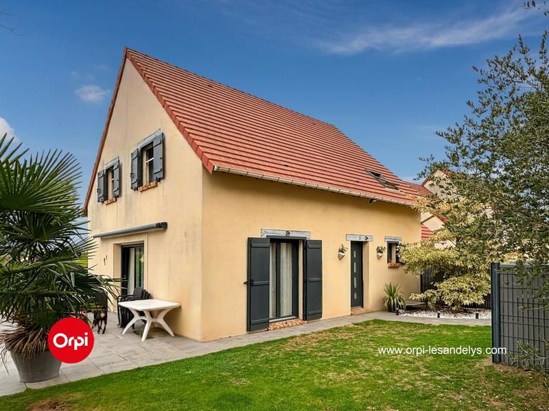 Maison - 96 m² - 4 pièces