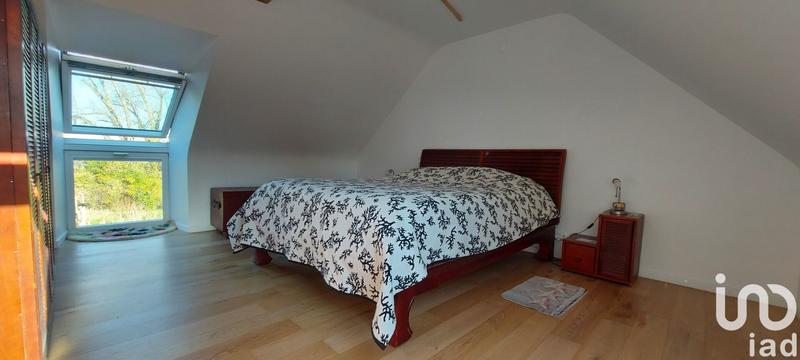 Maison - 230 m² - 9 pièces