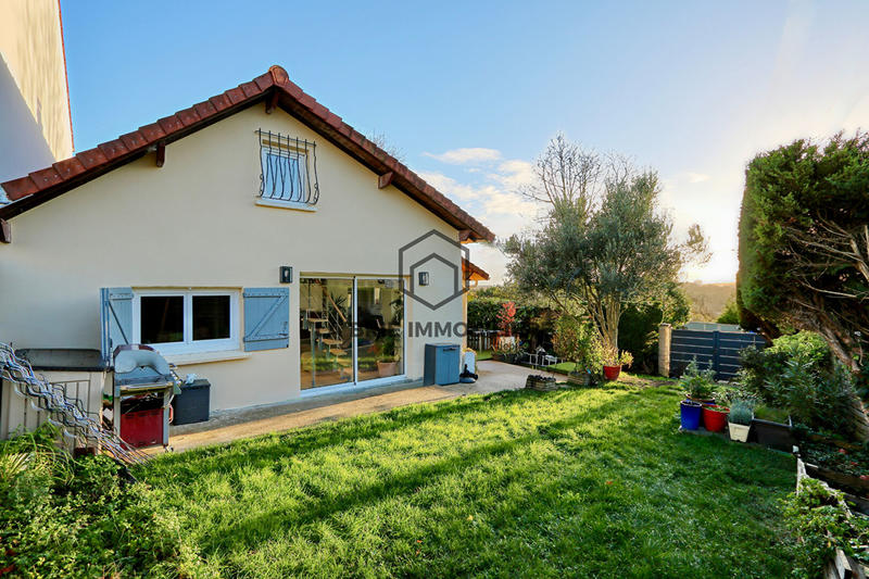 Maison - 70 m² - 4 pièces