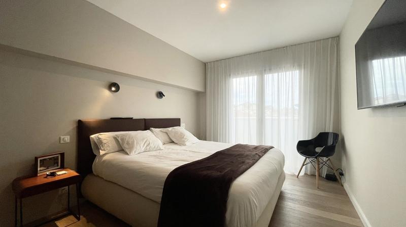 Appartement - 100 m² - 3 pièces